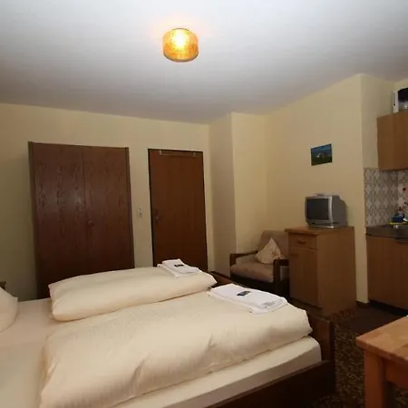 בית הארחה Gaestehaus Koepf