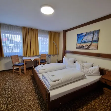 בית הארחה Gaestehaus Koepf 3*